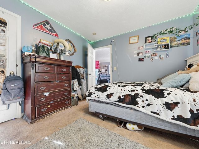 1916 Big Chiefs Skyview Drive, Sevierville, TN 37876