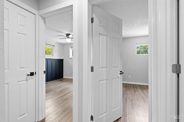 1817 Willow St, Caldwell, ID 83605