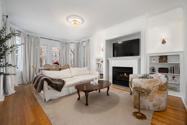 1145 W Lill Avenue 1E, Chicago, IL 60614