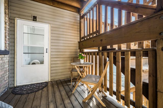 1145 W Lill Avenue 1E, Chicago, IL 60614