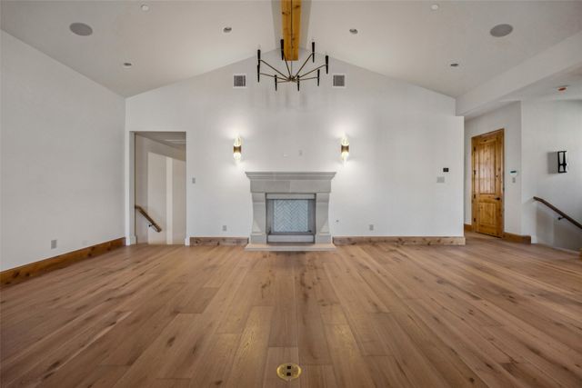 16 Catalonia Drive, Westlake, TX 76262