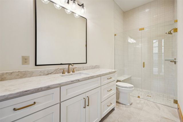 16 Catalonia Drive, Westlake, TX 76262