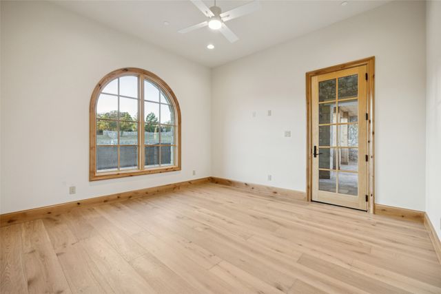 16 Catalonia Drive, Westlake, TX 76262