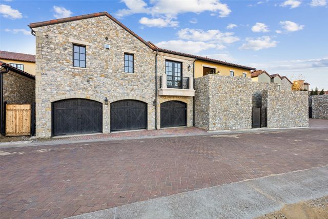 16 Catalonia Drive, Westlake, TX 76262
