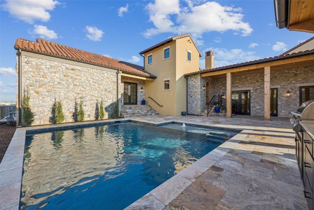 16 Catalonia Drive, Westlake, TX 76262