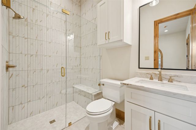 16 Catalonia Drive, Westlake, TX 76262