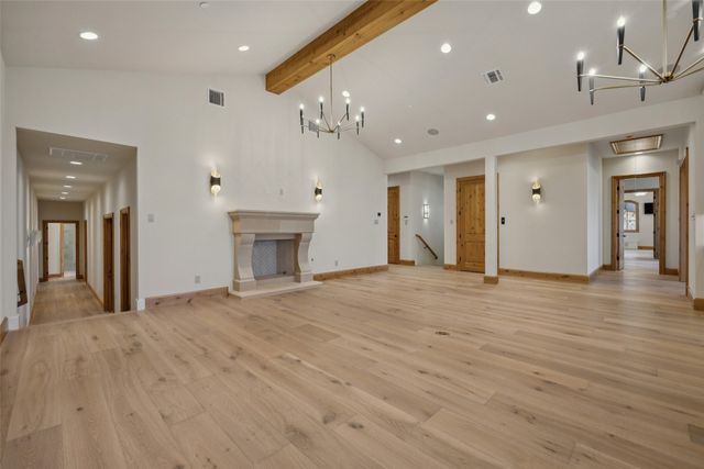 16 Catalonia Drive, Westlake, TX 76262