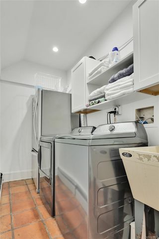 105 Everit Avenue, Hewlett, NY 11557