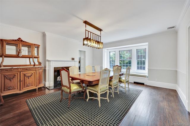 105 Everit Avenue, Hewlett, NY 11557