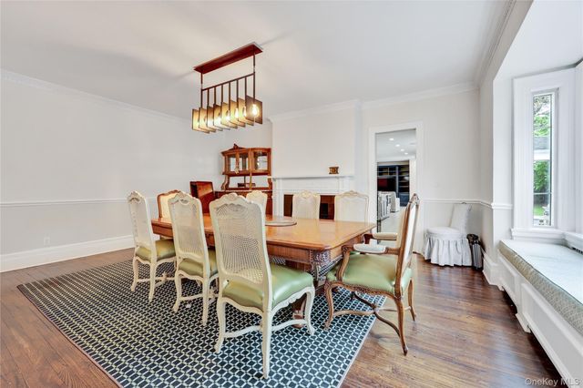 105 Everit Avenue, Hewlett, NY 11557