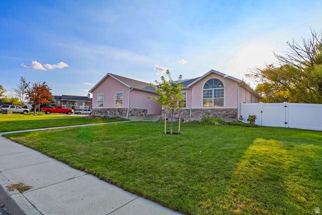 49 TIEBREAKER CIR, Grantsville, UT 84029
