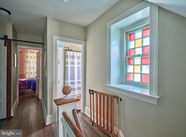 111 E BROAD ST, Trumbauersville, PA 18970