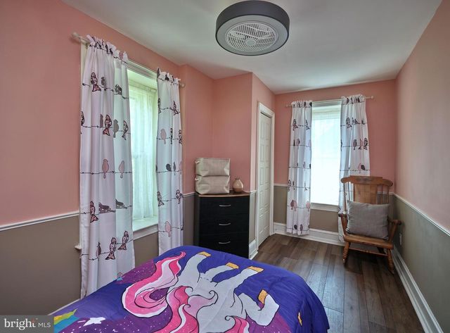 111 E BROAD ST, Trumbauersville, PA 18970