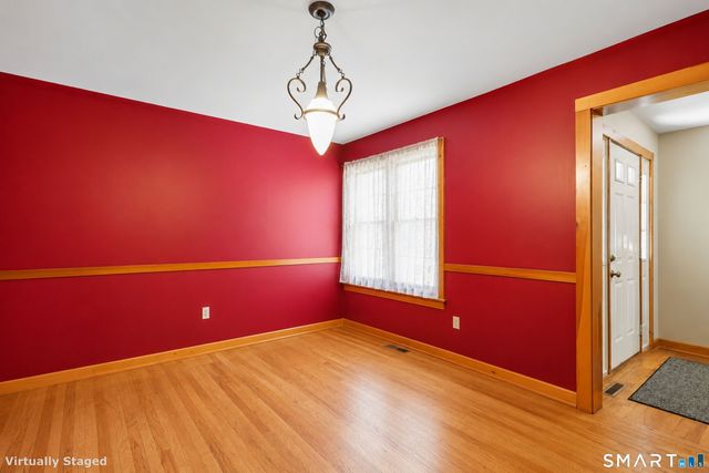 95 Parkway South, New London, CT 06320