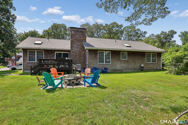 95 Parkway South, New London, CT 06320