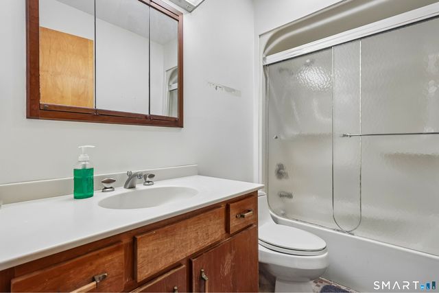 95 Parkway South, New London, CT 06320