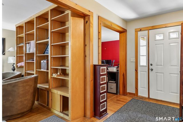 95 Parkway South, New London, CT 06320