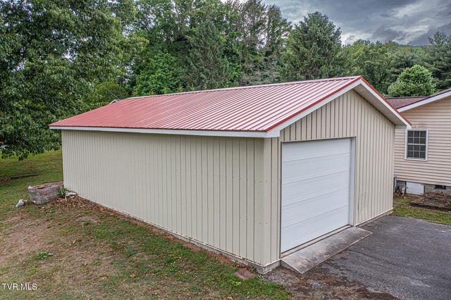 125 Parsonage Road, Elizabethton, TN 37643