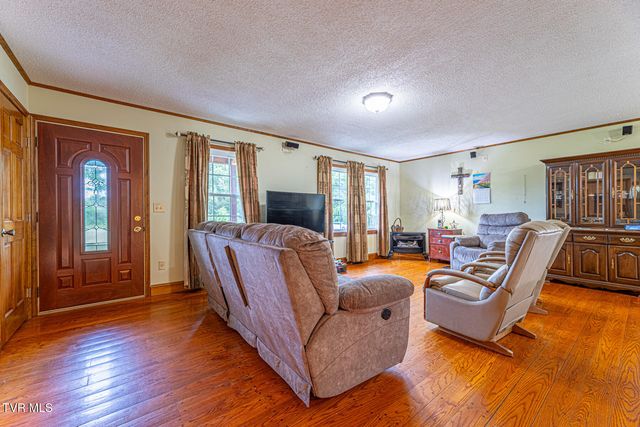 125 Parsonage Road, Elizabethton, TN 37643
