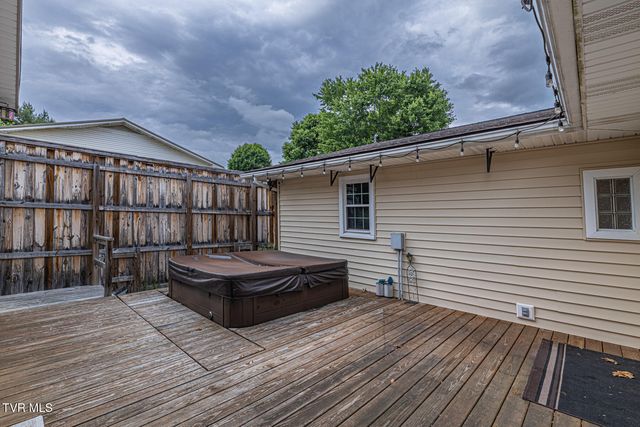 125 Parsonage Road, Elizabethton, TN 37643