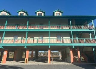 115 1ST AVE NW # 304, Steinhatchee, FL 32359