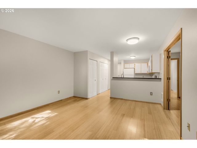 5156 Sw MULTNOMAH Blvd G, Portland, OR 97219