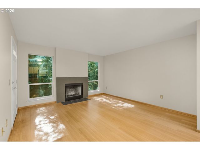 5156 Sw MULTNOMAH Blvd G, Portland, OR 97219