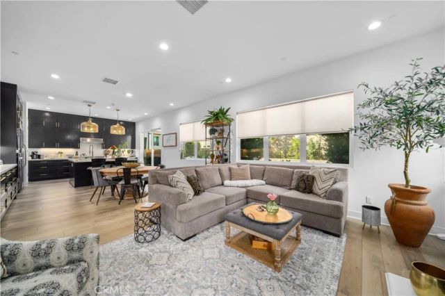 19127 Malabar Street, Canyon Country, CA 91351