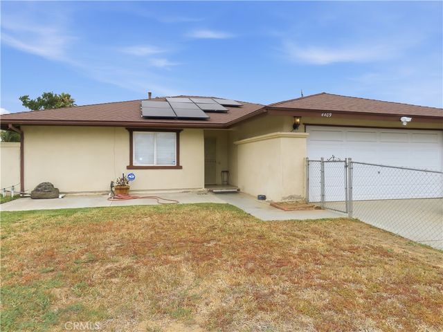 4409 Challen Avenue, Riverside, CA 92503