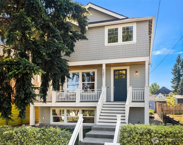 7051 34th Avenue NE, Seattle, WA 98115