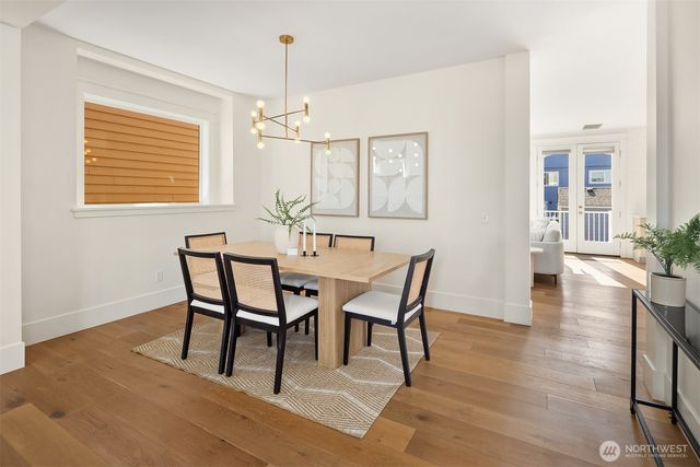 7051 34th Avenue NE, Seattle, WA 98115