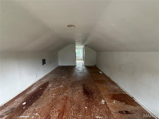 9413 Corregidor Drive, Woodson Terrace, MO 63134