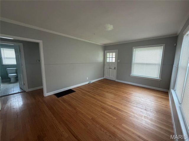 9413 Corregidor Drive, Woodson Terrace, MO 63134