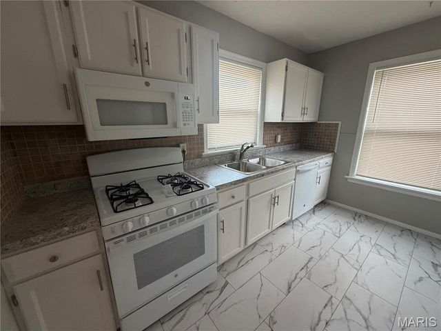 9413 Corregidor Drive, Woodson Terrace, MO 63134