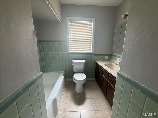 9413 Corregidor Drive, Woodson Terrace, MO 63134