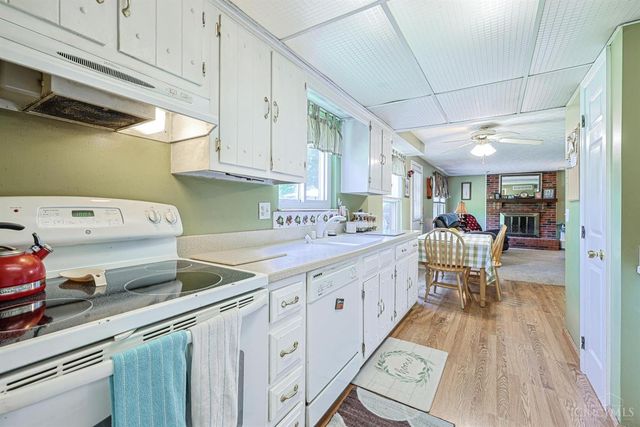 1146 Hickorylake Drive, Delhi Twp, OH 45233