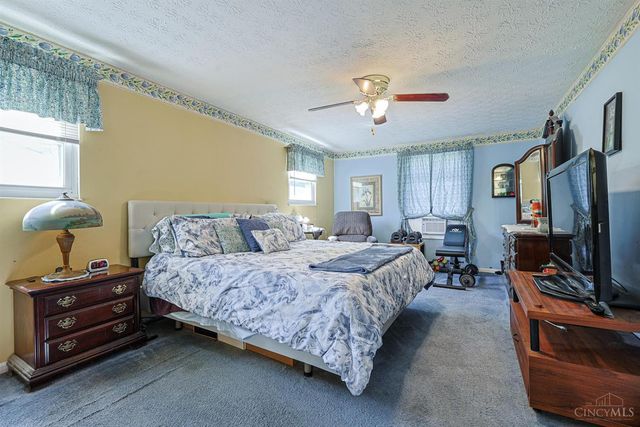 1146 Hickorylake Drive, Delhi Twp, OH 45233