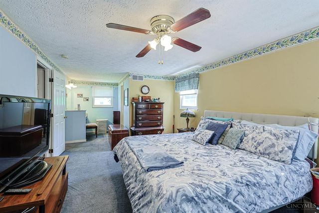 1146 Hickorylake Drive, Delhi Twp, OH 45233
