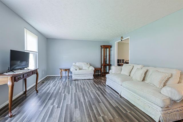 1146 Hickorylake Drive, Delhi Twp, OH 45233