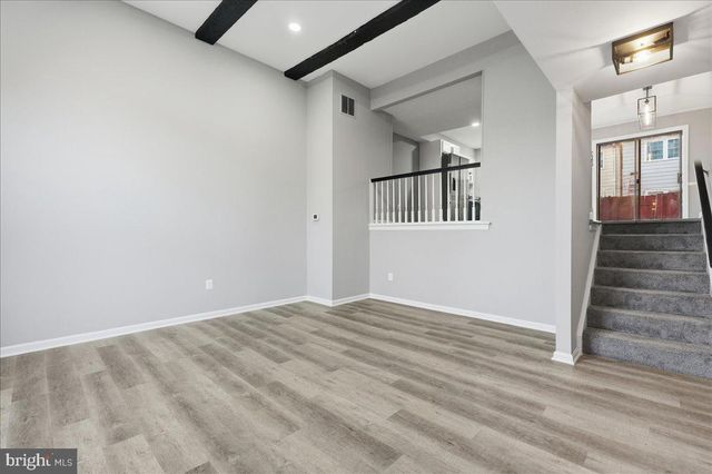 9182 LANDGREEN ST, Manassas, VA 20110