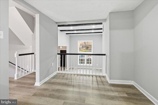 9182 LANDGREEN ST, Manassas, VA 20110