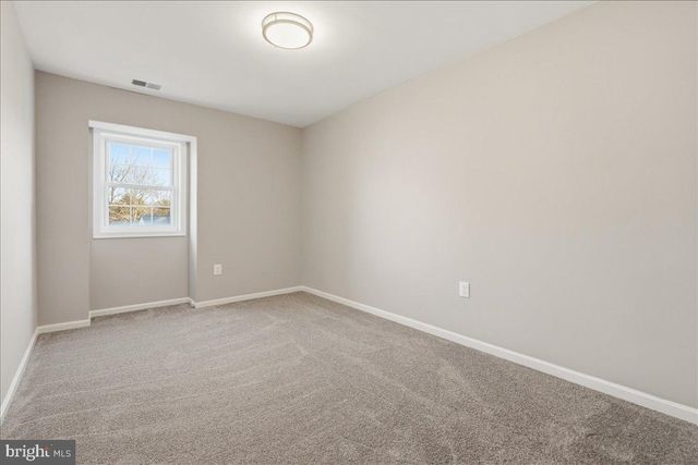 9182 LANDGREEN ST, Manassas, VA 20110