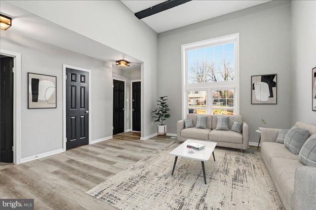 9182 LANDGREEN ST, Manassas, VA 20110