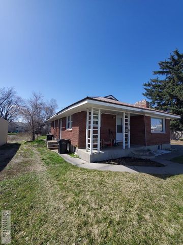 242 Gladstone Street, Idaho Falls, ID 83401