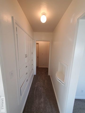 242 Gladstone Street, Idaho Falls, ID 83401