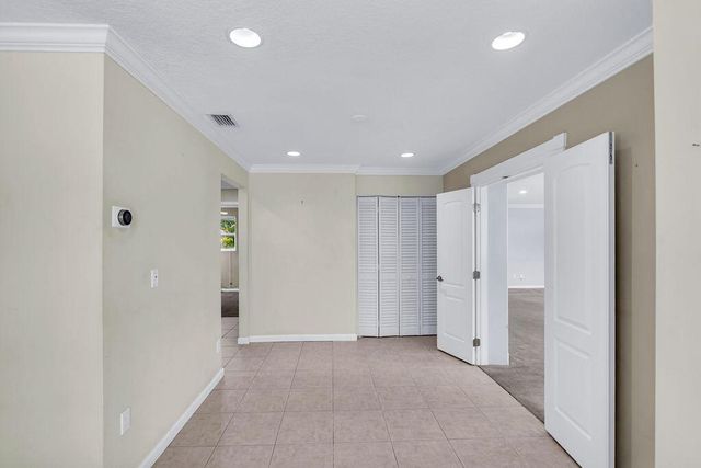 614 SE Flamingo Avenue, Stuart, FL 34996