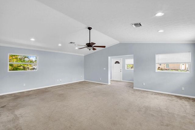 614 SE Flamingo Avenue, Stuart, FL 34996