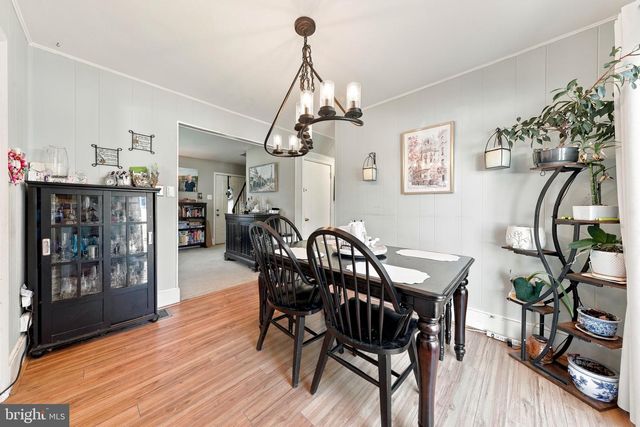200 CONOVER ST, Burlington, NJ 08016