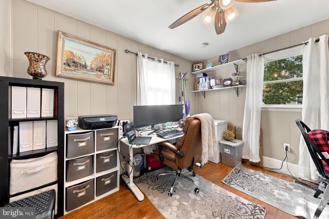 200 CONOVER ST, Burlington, NJ 08016