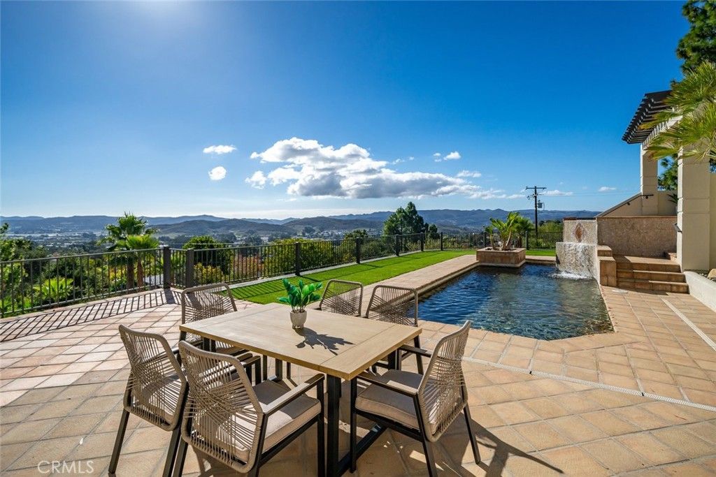 1854 Sydney Street, San Luis Obispo, CA 93401